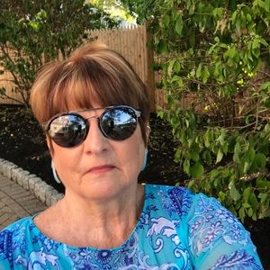 Meet your Posher, Dj